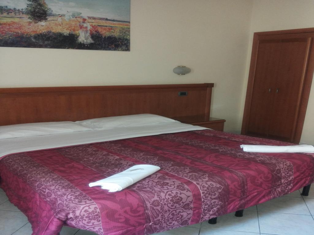 B&B Starlight Rome Bagian luar foto