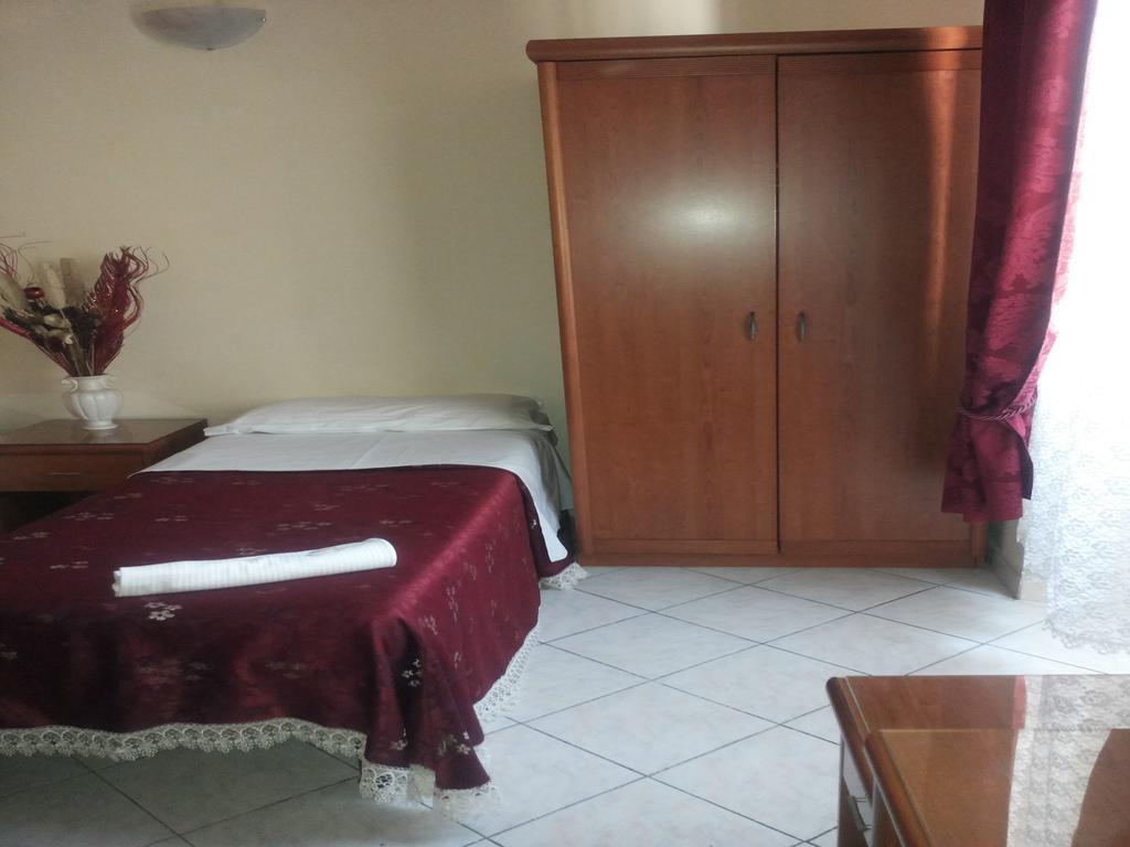 B&B Starlight Rome Bagian luar foto