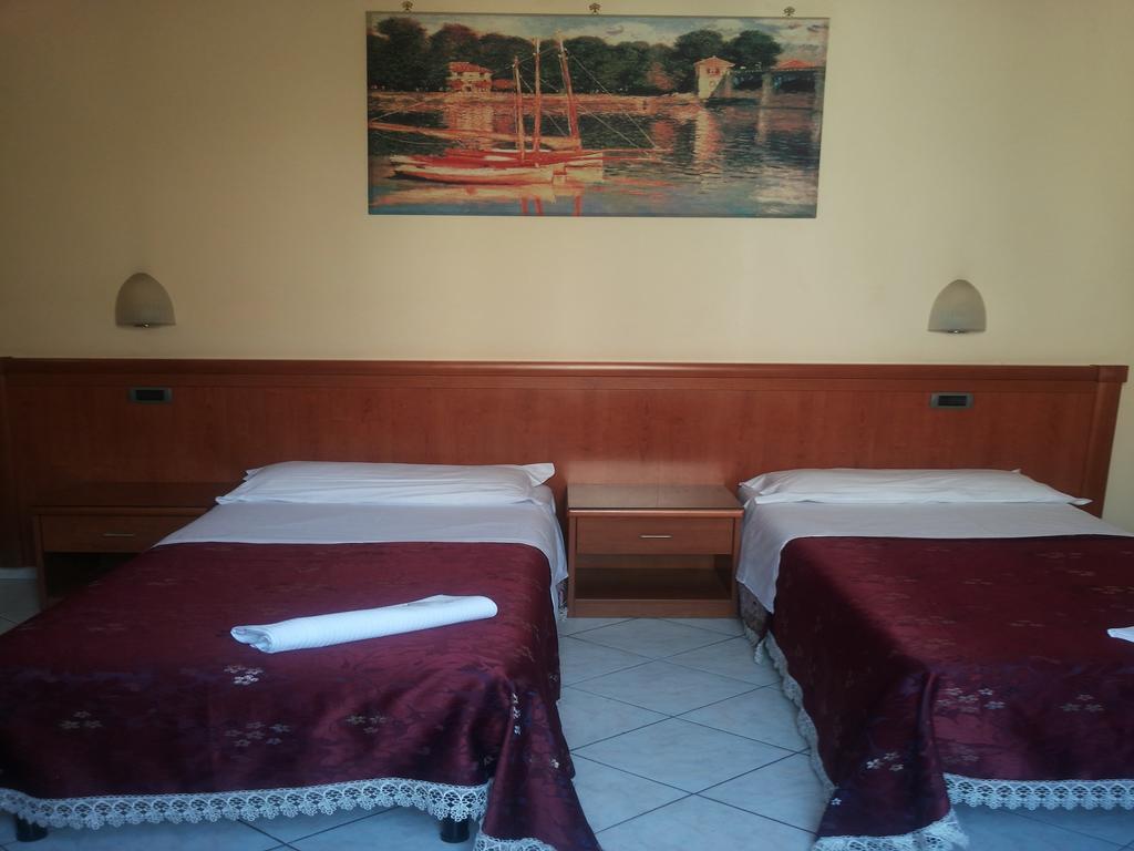 B&B Starlight Rome Bagian luar foto