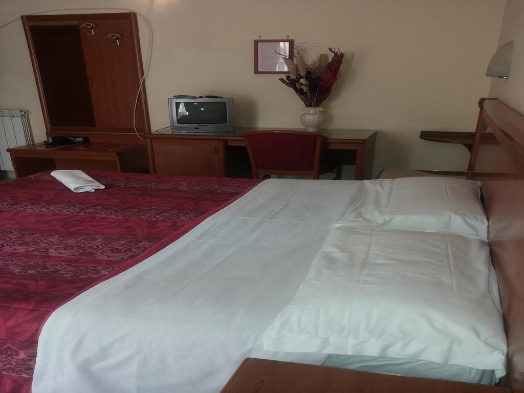 B&B Starlight Rome Bagian luar foto