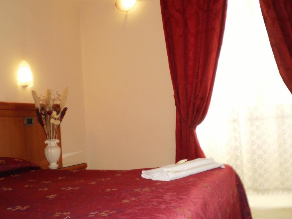 B&B Starlight Rome Bagian luar foto